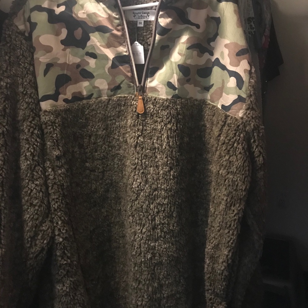 Sherpa pull over - Camo